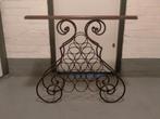 Wijn tafel., Huis en Inrichting, Woonaccessoires | Wijnrekken, Ophalen, Gebruikt, Minder dan 50 cm