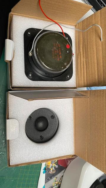 Phillips AD 01610 T8 dome tweeter set beschikbaar voor biedingen