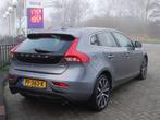 Volvo V40 2.0 T3 Nordic+ PANO | VOL LEER | TREKH. | KEYLESS, Voorwielaandrijving, 65 €/maand, Gebruikt, Euro 6