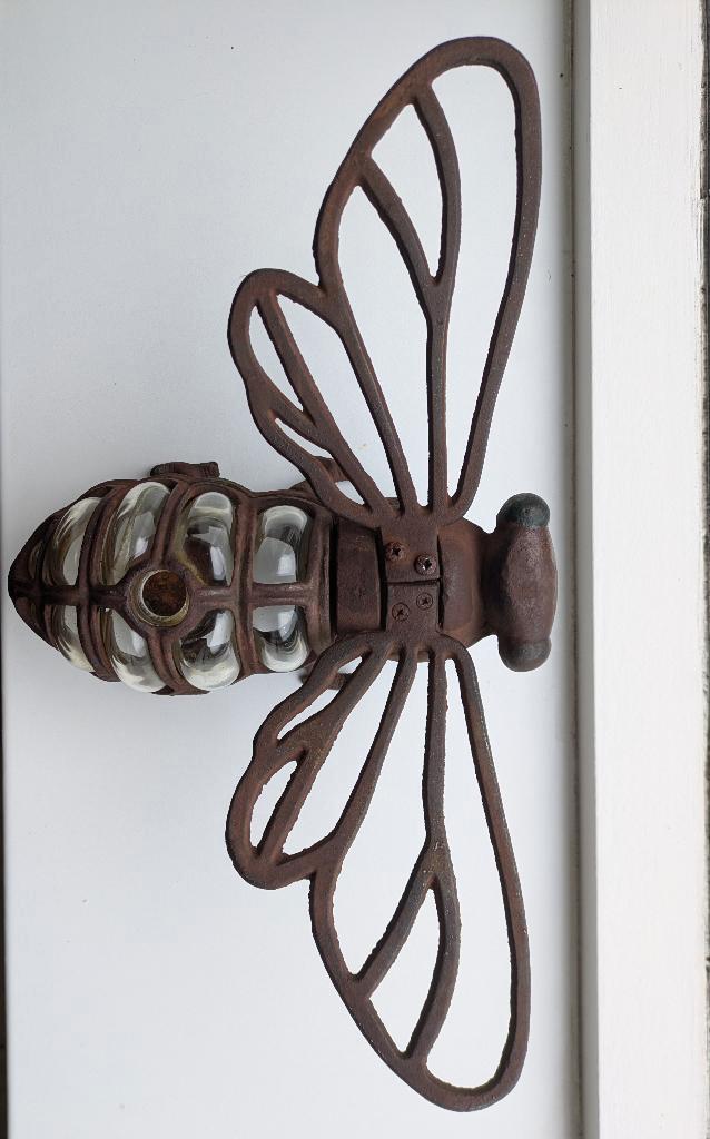 Gietijzeren Hommel 60er jaren met Theelicht, Antiek en Kunst, Curiosa en Brocante, Ophalen of Verzenden