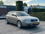 Audi A4 3.0 V6 Avant 162KW Quattro AUT 2004 Grijs, Automaat, 1800 kg, Zwart, A4