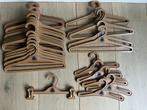 42 Klerenhangers petit bateau kinder kledinghangers, Ophalen of Verzenden, Zo goed als nieuw, Overige typen