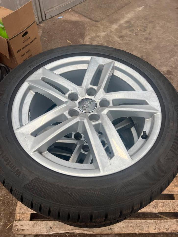 17inch winterbanden met velg. Audi a4, Auto-onderdelen, Banden en Velgen, Velg(en), Winterbanden, 17 inch, 225 mm, Ophalen