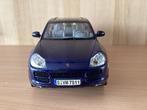 1:18 Maisto Porsche Cayenne, Ophalen of Verzenden, Zo goed als nieuw, Maisto