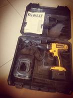 DeWalt accuboor 12 volt

als hobby gebruikt
Met snel oplader, Doe-het-zelf en Verbouw, Ophalen of Verzenden, Zo goed als nieuw