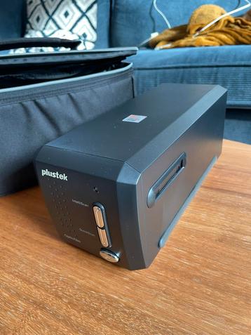 Plustek OpticFilm 8200i Filmscanner incl bijhorende tas beschikbaar voor biedingen