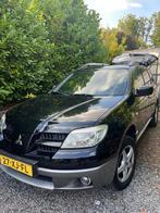 Mitsubishi Outlander 2.0 MPI 2WD 2007 Zwart lgp, Auto's, Mitsubishi, Voorwielaandrijving, 136 pk, 4 cilinders, Zwart