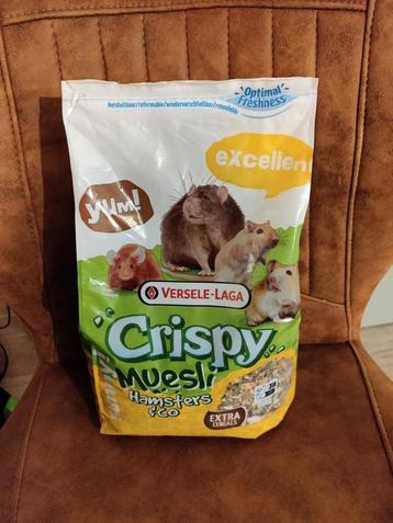 Hamsterspullen te koop – voeding, zand, bodembedekking beschikbaar voor biedingen