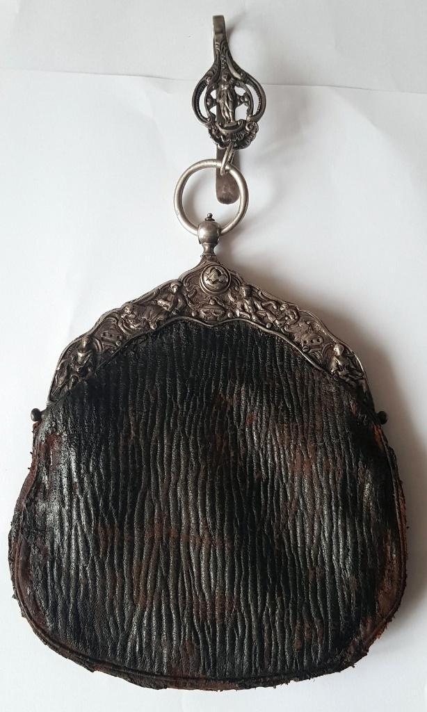 Zilveren beursbeugel met haak en lederen beurs - 1809 / 1812, Antiek en Kunst, Antiek | Goud en Zilver, Zilver, Verzenden