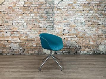 Hay AAC 21 Swivel blauw bij TheReSales beschikbaar voor biedingen