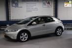 Honda Civic 1.8 AUTOMAAT / NAVI / PANO DAK / LEUKE AUTO !, 15 km/l, Gebruikt, 4 cilinders, Beige