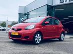 Toyota Aygo 1.0-12V Aspiration Red, Airco, 5 Deurs, NAP, Nie, Auto's, Voorwielaandrijving, Euro 5, Gebruikt, 4 stoelen
