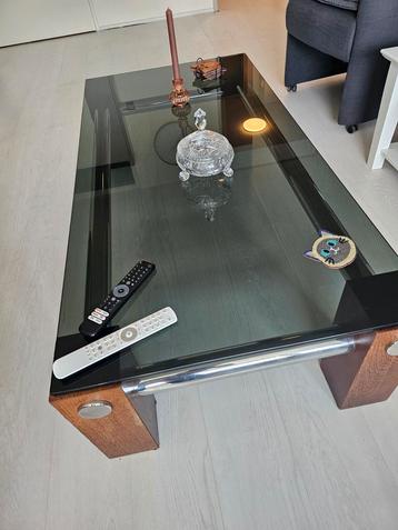 Mooie salontafel  beschikbaar voor biedingen