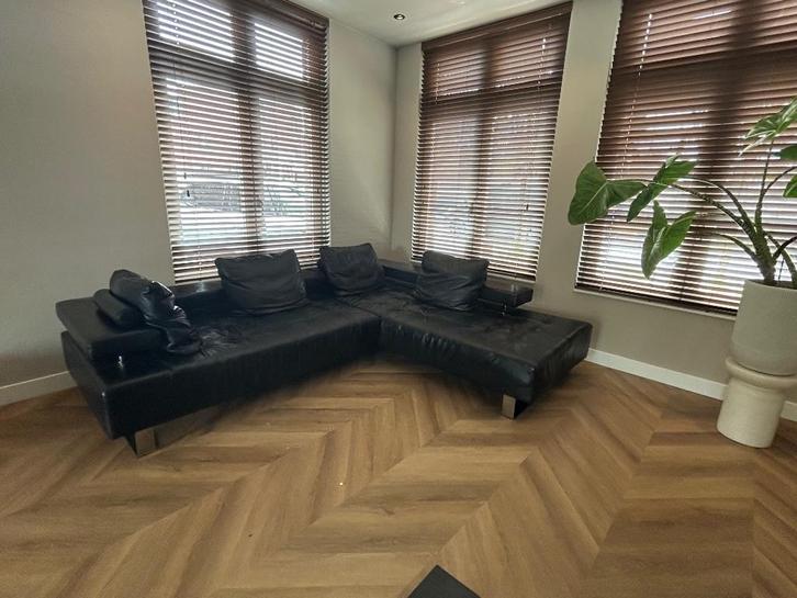 Hoekbank Montel Leer zwart, Huis en Inrichting, Banken | Bankstellen, Zo goed als nieuw, Hoekbank, Vierpersoons of meer, 250 tot 300 cm