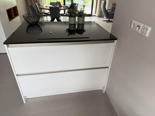 Keuken wit, Huis en Inrichting, Keuken | Complete keukens, Gebruikt, Overige typen, Wit, Graniet of Steen, Greeploos, Met kookeiland