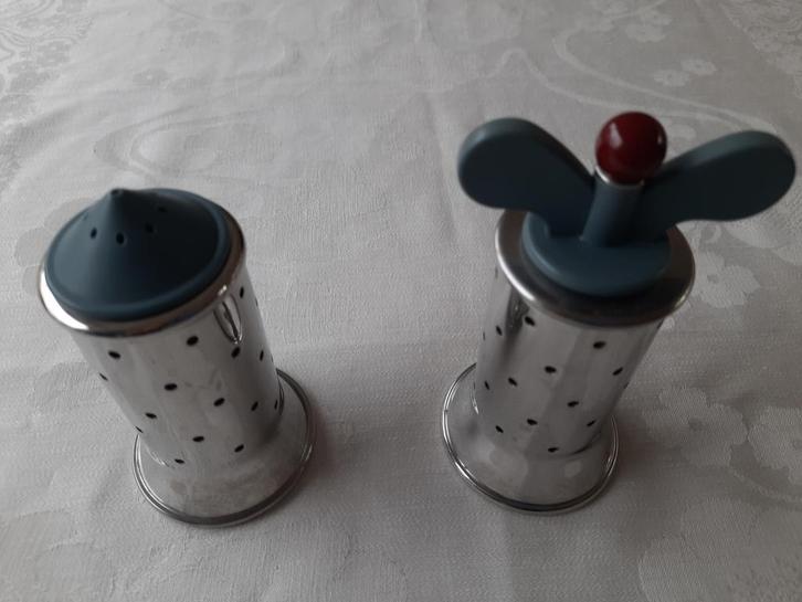 Alessi zout en peperstel, Michael Graves, Huis en Inrichting, Keuken | Keukenbenodigdheden, Zo goed als nieuw, Ophalen of Verzenden