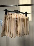 Korte broek, maat 36, gestreept, enkele keer gedragen, Kleding | Dames, Kort, Primark, Geel, Ophalen of Verzenden
