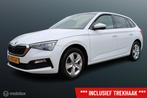 Skoda Scala 1.0 TSI Sport Business, Panoramadak, Trekhaak, C, Voorwielaandrijving, Gebruikt, 116 pk, Wit