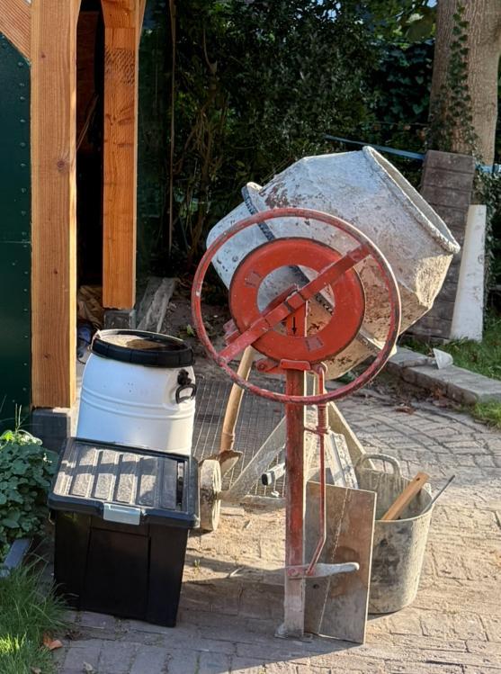 Betonmolen (electrisch) te huur, Doe-het-zelf en Verbouw, Betonmolens, Gebruikt, Ophalen