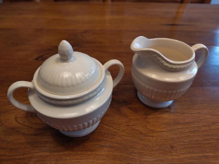 Wedgwood Edme: roomstel, Antiek en Kunst, Antiek | Servies compleet, Ophalen of Verzenden