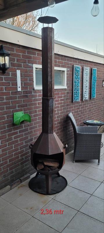 Zware degelijke metalen buiten haard beschikbaar voor biedingen