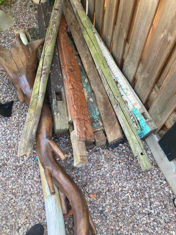 Gratis inladen. Rest hout ook met dikke masieven balken, Tuin en Terras, Overige Tuin en Terras, Gebruikt, Ophalen of Verzenden