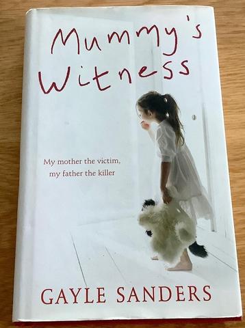 Mummy’s whitness - Gayle Sanders . Engels boek spannend beschikbaar voor biedingen