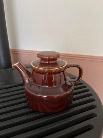 Vintage Bruine Keramische Koffiepot beschikbaar voor biedingen