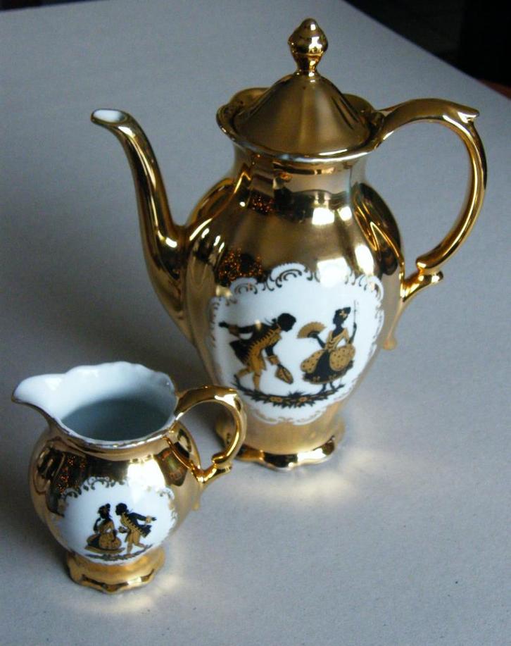 Goudkleurige thee/koffiepot van Bavaria Bareuther, Antiek en Kunst, Curiosa en Brocante, Ophalen of Verzenden