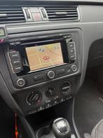 Skoda Rapid 1.4 TSI Greentech Automaat NL auto NAP, Euro 5, Gebruikt, 4 cilinders, 610 kg