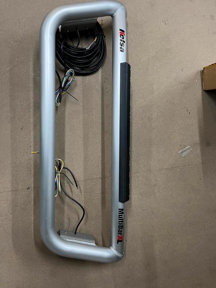 Kelsa Lampenbeugel Volvo FH4, Auto-onderdelen, Vrachtwagen-onderdelen, Volvo, Verlichting, Nieuw, Ophalen