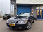 Volvo V70 2.5T MOMENTUM, Auto's, 1525 kg, Blauw, 2521 cc, Euro 4