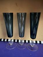 Champagne glazen Blauw 9 stuks, Verzamelen, Glas en Borrelglaasjes, Overige typen, Ophalen of Verzenden, Zo goed als nieuw