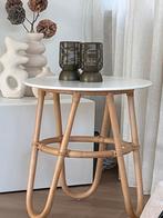 Leuk Bijzettafeltje met Rotan Onderstel, Antiek en Kunst, Ophalen of Verzenden