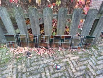 8 Glas in lood raampjes 20 bij 30 beschikbaar voor biedingen