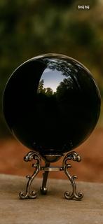 Obsidiaan Edelsteen Bol 10cm – Zuiverende Energie, hekserij., Ophalen of Verzenden, Zo goed als nieuw