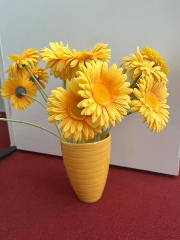 Gele gerbera’s bos kunstbloemen geel beschikbaar voor biedingen