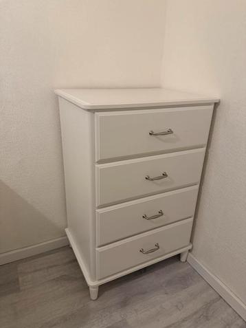 Witte IKEA Tyssedal ladekast met 4 lades 67x102