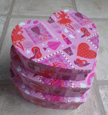 Opbergdoosjes hartje beschikbaar voor biedingen