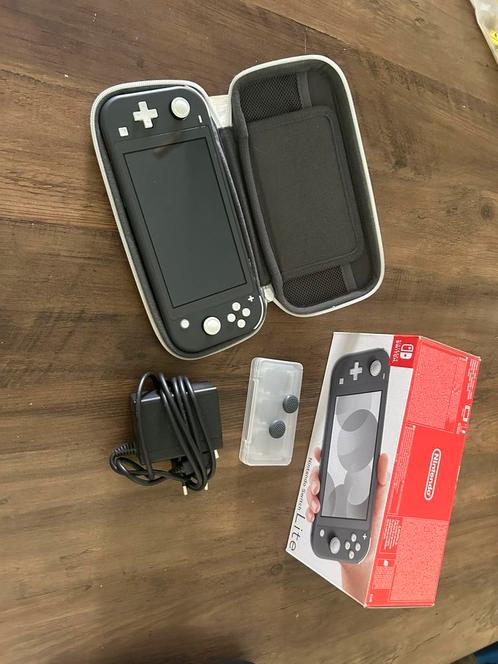 Nintendo Switch lite grey, Spelcomputers en Games, Spelcomputers | Nintendo Switch Lite, Zo goed als nieuw, Grijs, Ophalen of Verzenden