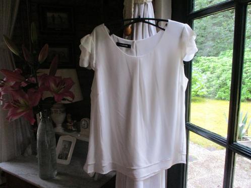 mj/NIEUW! TAIFUN/top maat 42 /leuke schouders, Kleding | Dames, Tops, Nieuw, Maat 42/44 (L), Wit, Zonder mouw, Verzenden