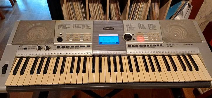 Keyboard Yamaha PSR e403.Helemaal compleet.Zie omschr., Muziek en Instrumenten, Keyboards, Ophalen