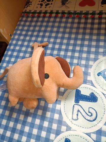 Zeeman olifant knuffel  beschikbaar voor biedingen