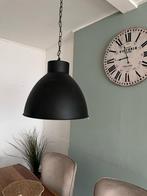 Zwarte industriële hanglamp, Huis en Inrichting, Lampen | Hanglampen, Ophalen, Zo goed als nieuw, Minder dan 50 cm
