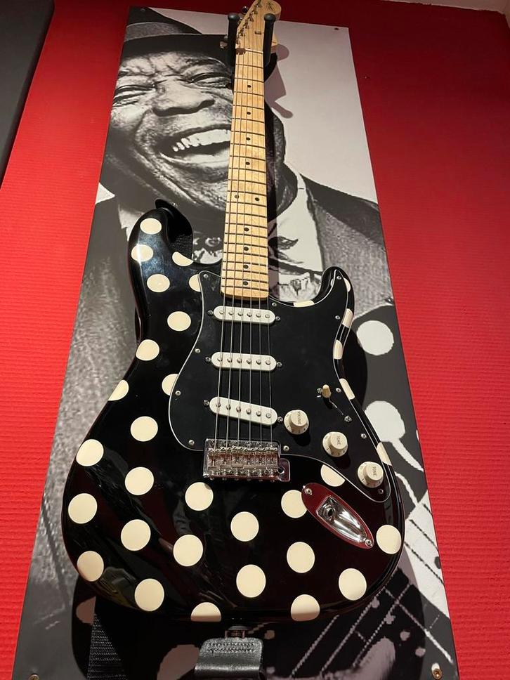 B U D D Y  G U Y  Fender stratocaster, Muziek en Instrumenten, Snaarinstrumenten | Gitaren | Elektrisch, Zo goed als nieuw, Solid body
