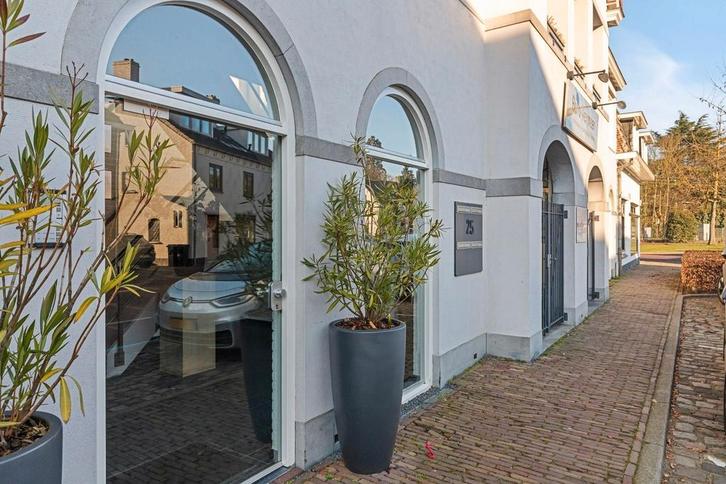 TEHUUR LUXE GEMEUBILEERD APPARTEMENT  IN OISTERWIJK, Huizen en Kamers, Huizen te huur