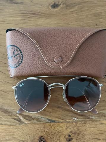 Rayban double bridge dames zonnebril beschikbaar voor biedingen