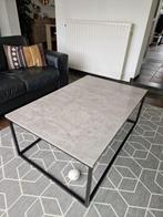 Moderne salontafel betonlook, Huis en Inrichting, Ophalen, Gebruikt, 100 tot 150 cm, Metaal