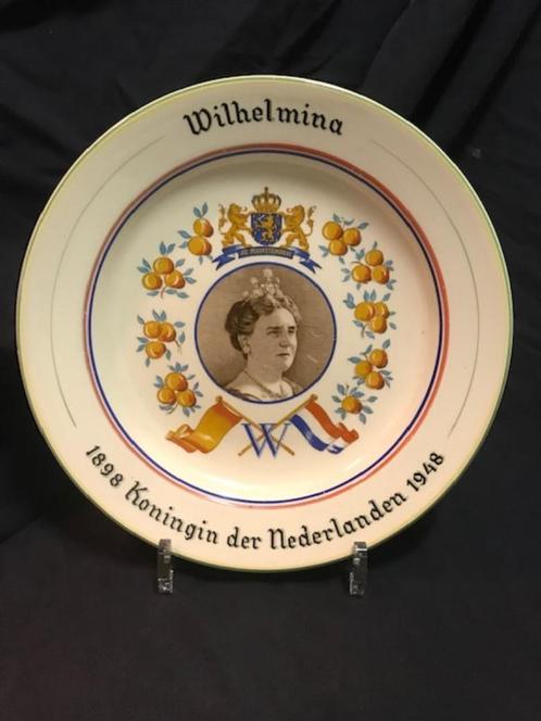 Wandbord 'Wilhelmina', Verzamelen, Koninklijk Huis en Royalty, Gebruikt, Servies, Nederland, Ophalen of Verzenden