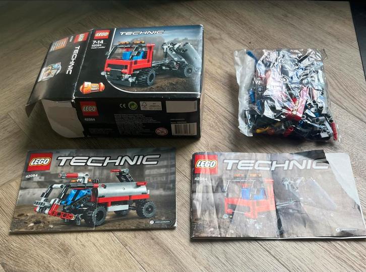 Lego technic vranchtwagen en brandweerauto, Kinderen en Baby's, Speelgoed | Duplo en Lego, Gebruikt, Lego, Complete set, Ophalen of Verzenden